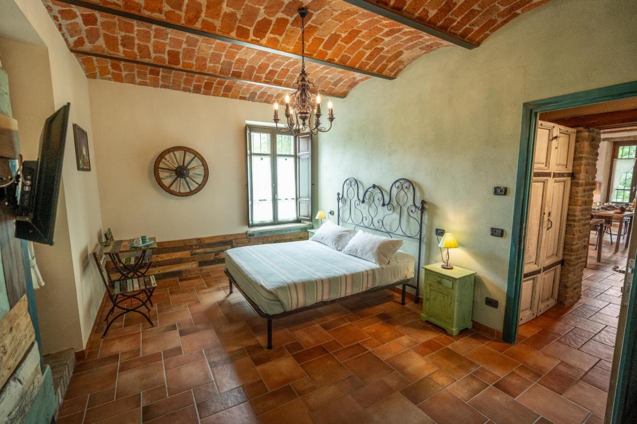 Bed and Breakfast Gilda E I Suoi Amici Neive Exteriér fotografie